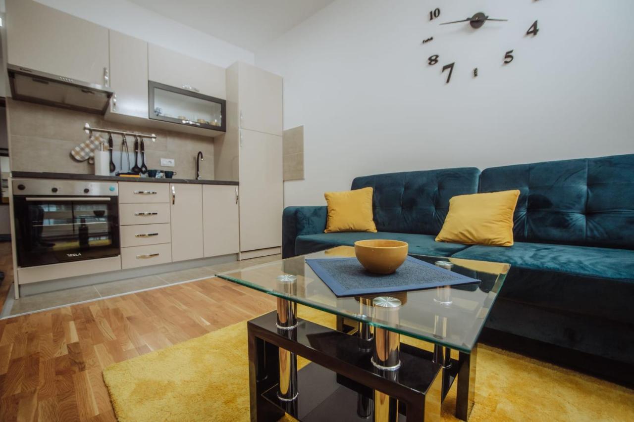 Dream Garden Apartments ซลาตีบอร์ ภายนอก รูปภาพ
