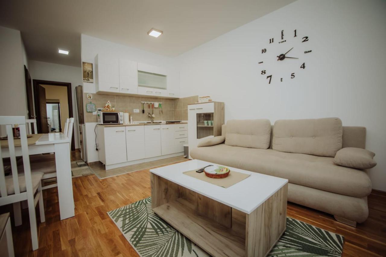 Dream Garden Apartments ซลาตีบอร์ ภายนอก รูปภาพ